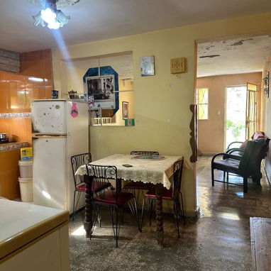 VENTA_CASA_MARIANAO_LÍMITE CON PLAYA - 4/10