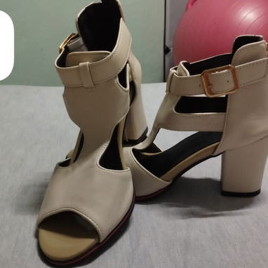 Tacones Nuevos !!!! 10$ USD c/u - 5/9