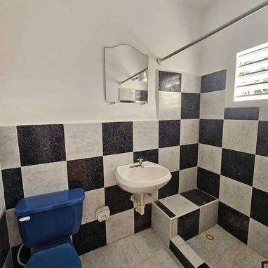 Se vende apto en Playa de 2 habitaciones (13 y 86) - Img 114885362