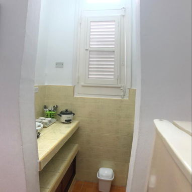 🪼 APARTAMENTO EN LA HABANA VIEJA | 1 HABITACIÓN | RENTA CORTA Y LINEAL 🏡✨ - Img 123282915