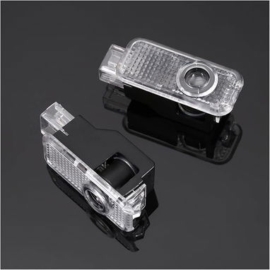 ...LUZ LED INSIGNEA AUDI REFLEJADA AL PISO PARA LAS 4 PUERTAS,,,$60 USD...54746078 - Img 124463117