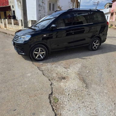 Glory 330S🔺️. DK15 de 1.5L en línea. Moto lis - 2/4
