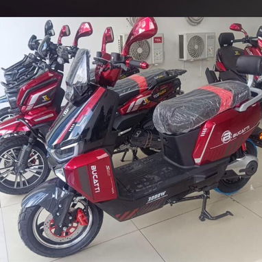 Moto electrica TOPMAQ y BUCATTI último modelo 0km - 2/2