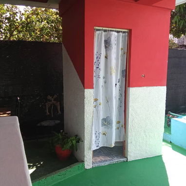 Cod.Z 🏠 Casa en Guanabo con Piscina Climatizada 🏊♂️ ¡Huye del Apagón en Familia! 🏖️ - Img 123054157