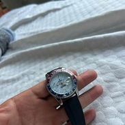 Vendo ROLEX Pepsi Oyster Perpetual Date – Especial para hombre - Img 55655262