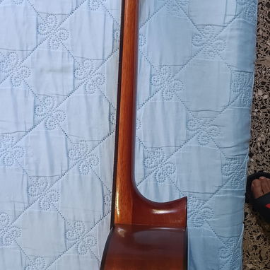 Guitarra Clasica Española de marca reconocida, Admira , modelo Sonia - Img 123339155