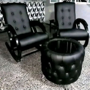 Interesados llamar al 58879086 inf.. o contactar por Whatsapp o messenger. - Escáparates y gabetero.  - Juego de sala. - 10/10