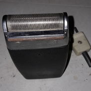 Vendo máquina de afeitar eléctrica - Img 56743832