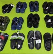🩴🔥 CHANCLETAS Y CROCS CÓMODAS PARA EL DÍA A DÍA – NUEVAS 🔥🩴 53451862 - Img 50164944