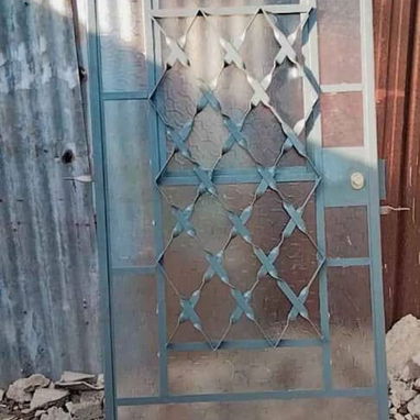 Se realizan trabajos de herreria puertas y ventanas - Img 125347545