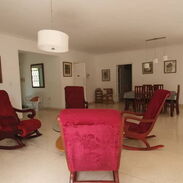 Excelente apartamento en 1er piso con garage ubicado en Playa cerca del Cira García y el puente Almendares - Img 45342494