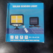 LAMPARA SOLAR PARA EXTERIORES - Img 57195000