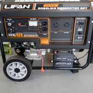 Generador de Gasolina y gas de la calle 8000watts 110v-220v Encendido por yoyo y llave No traen espigas 1100usd - Img 55815108