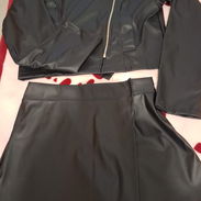 Juego de Saya short y chaqueta - Img 58018870