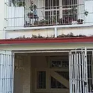 Vendo biplanta en Palatino  proximo a la Ciudad Deportiva y Finca de los monos con 4/4 y 4 baños en muy buen estado - Img 57766682