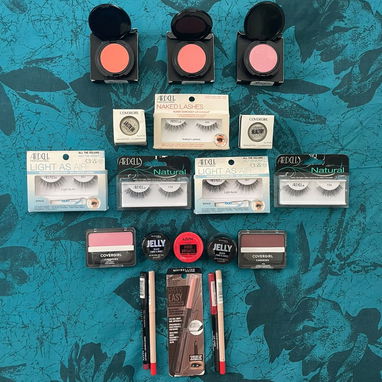 El maquillaje no crea la belleza que ya tienes ¡Las resalta!💄✨ - 4/5