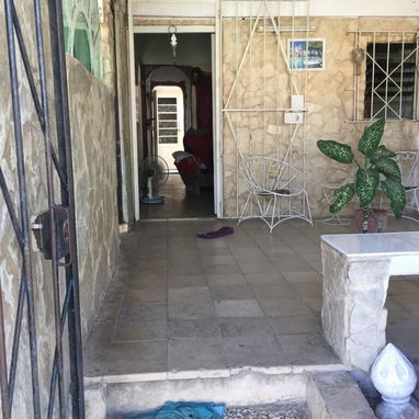 VENTA DE CASA INDEPENDIENTE - 2/10