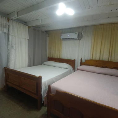 Rento mi apto en bajos en VARADERO centro justo frente a la playa whatsaap +34 602686091 - 3/7