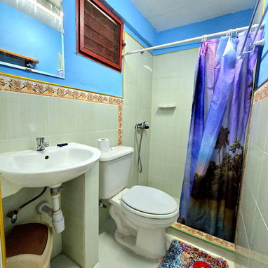 COD.Z 🌴CASA DE RENTA EN PLAYA LARGA. OFERTA ECONÓMICA POR SOLO 15 USD POR NOCHE POR HABITACIÓN - 2/4