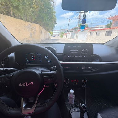 Vendo un negocio, Kia Picanto, 2024 G de líne con 20,000 km - Img 114093421