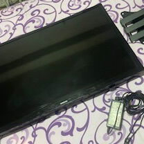 Televisor marca Samsung de 32 pulgadas con cajita incluida de uso pero funciona perfectamente con su base - Img 125517538