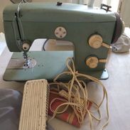 Maquina de coser Amistad - Img 55750378