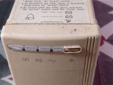 Se Vende 3 Back UPS rotos sin baterias - Img main-image-45715566