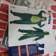 Vendo disfraz de dinosaurio en 25 USD y de perrito en 15 usd para niños entre 3 y 4 años - Img 57970129