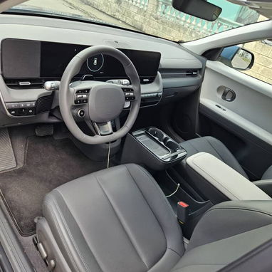 HIUNDAY IONIQ 5 2026 CON SOLO 4000 KM - 2/3
