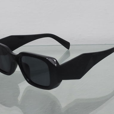 Gafas de Sol a la moda , Habana - 8/10