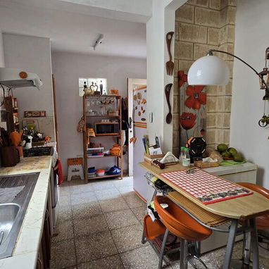Casa de 2/4 y área de parqueo, en la Víbora (VB-23) - 5/10