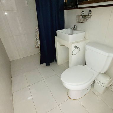 Venta de casa Vedado - Img 126757172