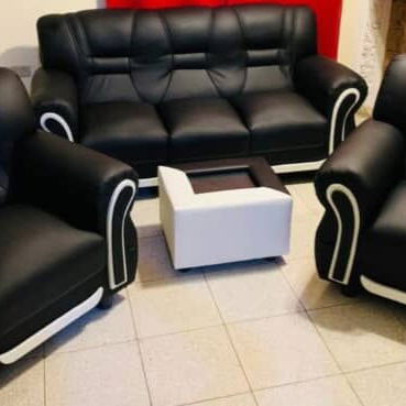 Muebles exclusivos camas colchones originales juegos de comedor - Img 122493273