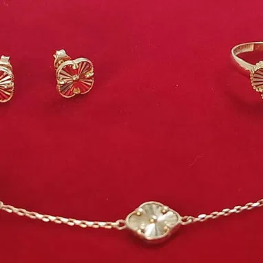 Manillas aretes anillos van cleff de oro 10k cifrados - Img 119905077