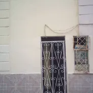 Vendo casa puerta a la calle con azotea libre en Centro Habana - Img 55479943