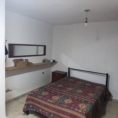 Nexo inmobal presenta   Casa en Cojímar en calle 28 🏠 Casa de 570 m² en total  ---  🌿 Zonas exteriores y acceso  · 🚪 - Img 120267484