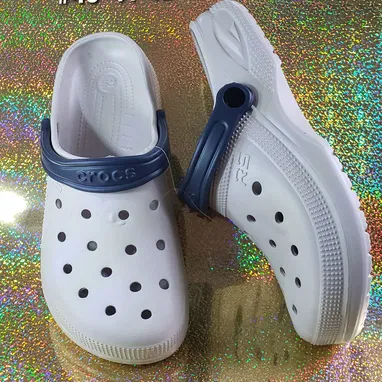 Crocs, chancletas, sapitos - Img 122625752