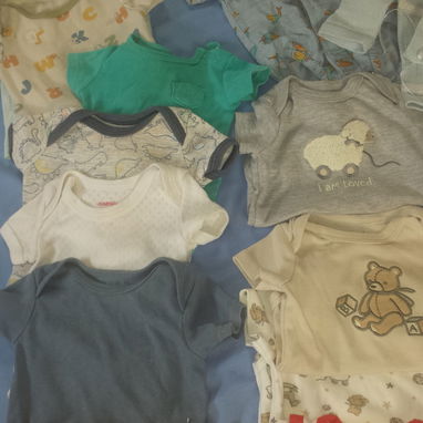 Ropa de bebé por montón - 3/8