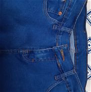 Jeans de mujer nuevo . marca Liviston (modelo Levis) Talla 11. - Img 44445913