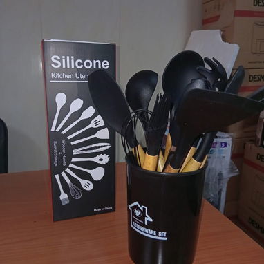 🧑🏾‍🍳 A COCINAR 🧑🏾‍🍳 UTENSILIOS DE COCINA 12 PIEZAS DE SILICONA. MENSAJERÍA CON FACTURA Y GARANTÍA. TLF 54833699 - Img 117909120
