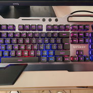 Teclado Gamer Metálico RGB Cableado - Img 54801913