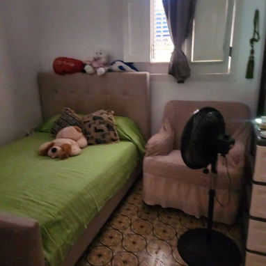 Venta de casa en el Vedado. Cercana a 23, con un precio de 60 000 euros o su equivalente en USD. - Img 118387494