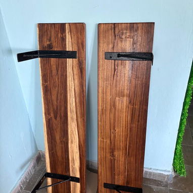 Repisa de madera con angulares - Img 125916951