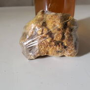 Buenas vendo miel de la tierra y pan de abeja - Img 45566676