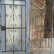 Rejas y puerta de hierro - Img 55989841