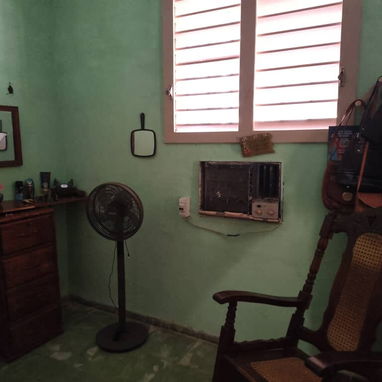 Venta de casa en Centro Habana con Respaldo eléctrico - Img 125694954