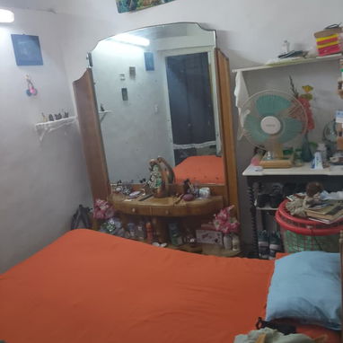 $16.000usd. Ajuste con $ en mano. En venta casa de 2 plantas en Marianao. A 2 cuadras de 51 y a 2 de 114. 🛑No se va la - Img 122987214