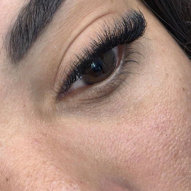 Pongo pestañas pelo a pelo 💕 - Img 121833714