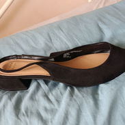 Tacones bajitos - Img 58043806