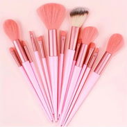 Brocha maquillaje 13 piezas - Rosa pálido 🩷 - Suaves 🌐 - Img 56873443